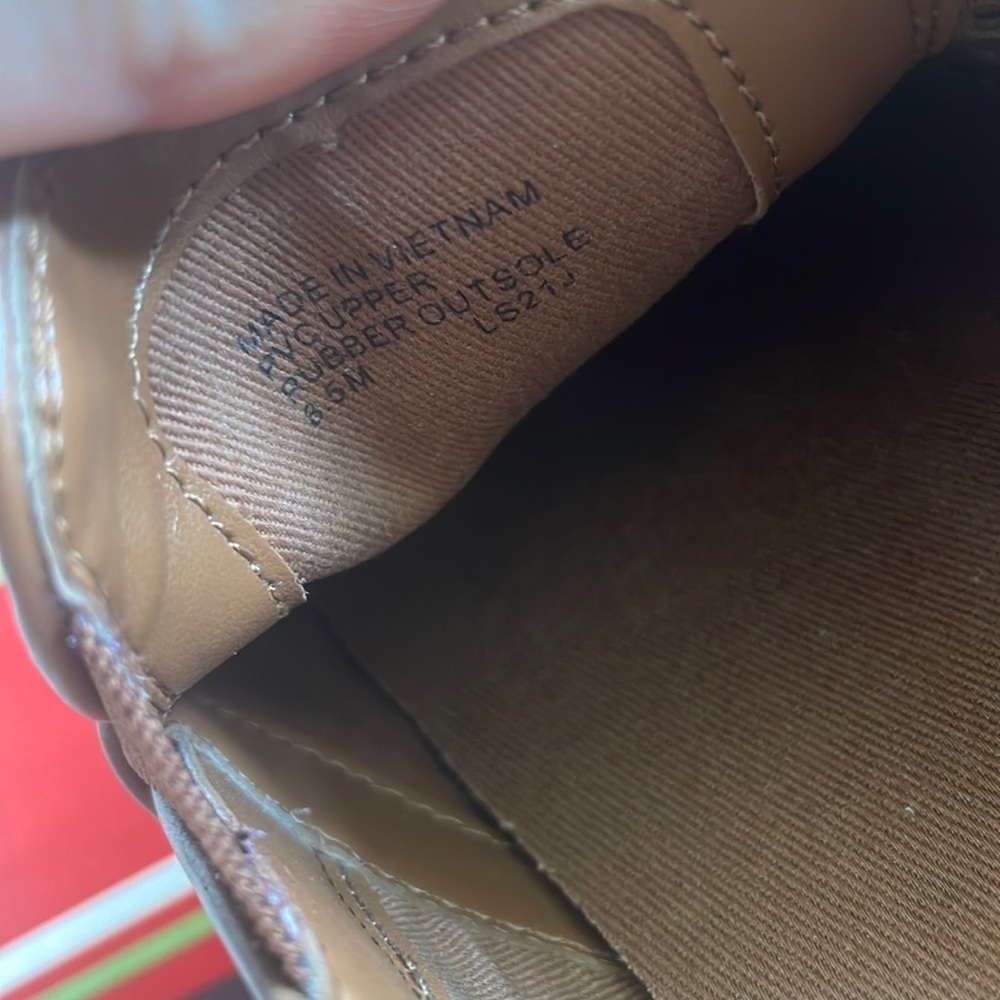 Brand New Michael Kors Logo Slip-On Sneakers Neutral Rubber Sole - Picture 10 of 13